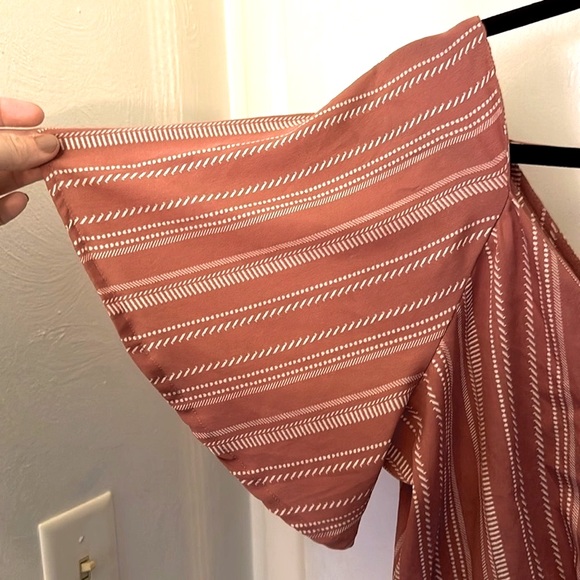 ⭐️INDULGE Romper, XL, Mauve/White Striped/Flutter Sleeves, Classy & Fun! 💕 - Picture 6 of 13